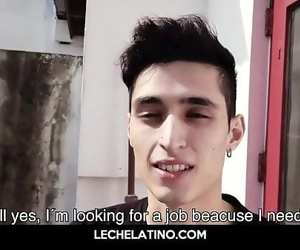 Hottest Latin teen sucking..
